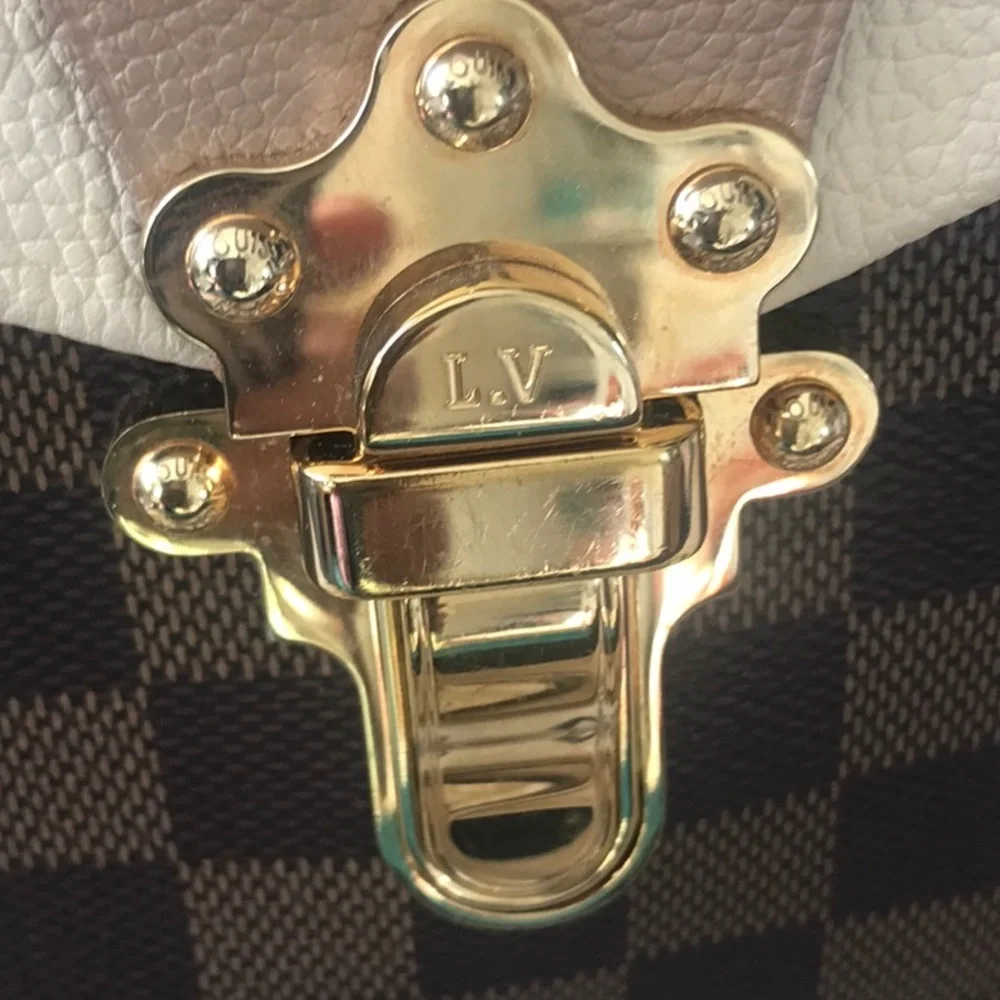 Louis Vuitton Clapton backpack - Picture 7 of 15
